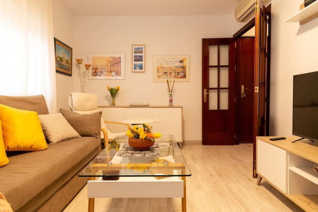 Apartamento El Patio De La Vina By Gades Gestion Cádiz Exterior foto
